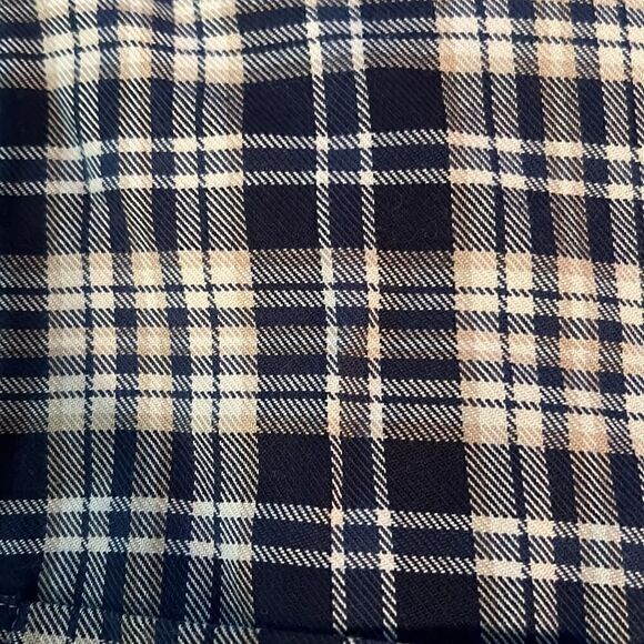LL Bean Men’s Medium 100% Cotton Navy Tan White Plaid Long Sle Button Down Shirt - Picture 7 of 7